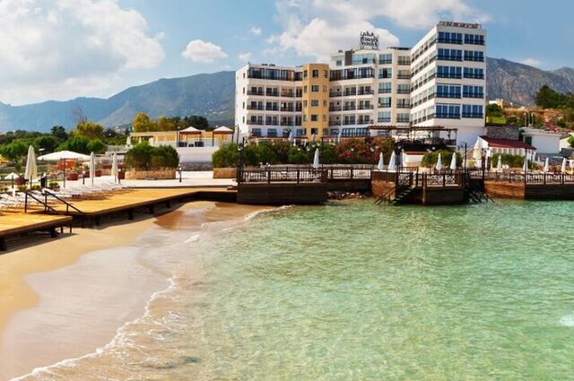 Ada Beach Hotel