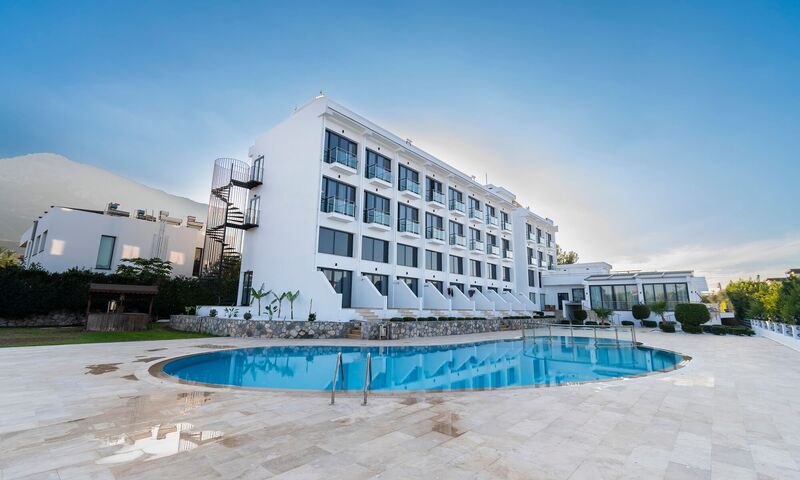 Bellapais Oasis Hotel