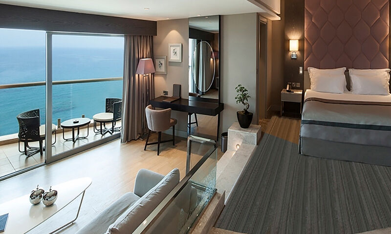 Elexus Hotel Resort 