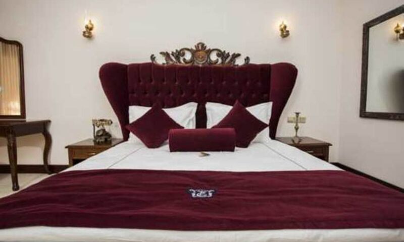 Le Chateau Lambousa Hotel