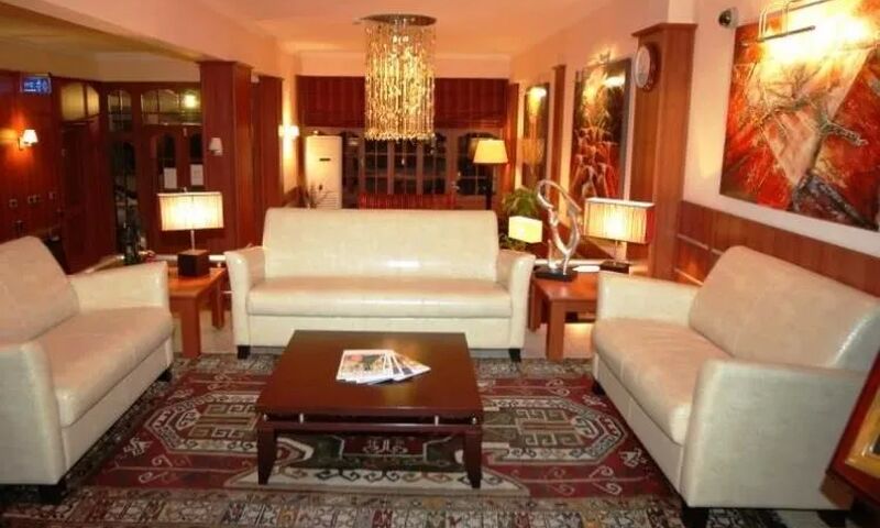 Life Hotel