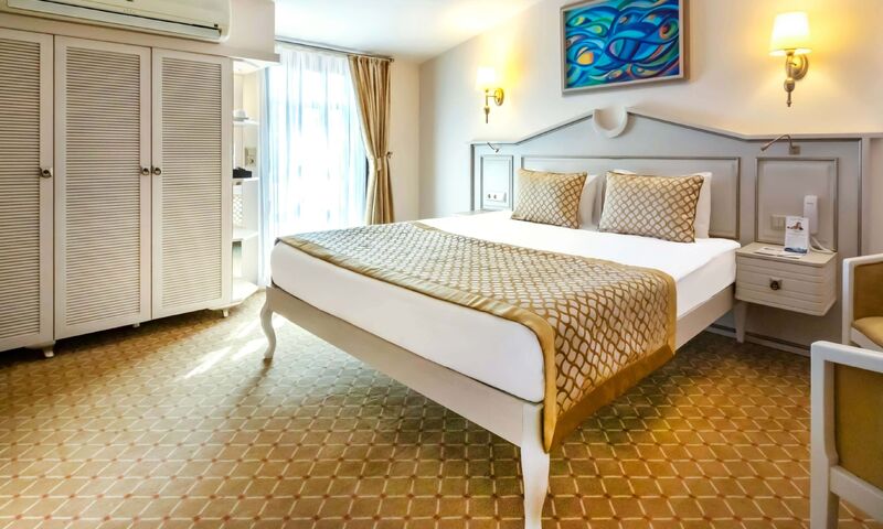 Starlight Resort Hotel