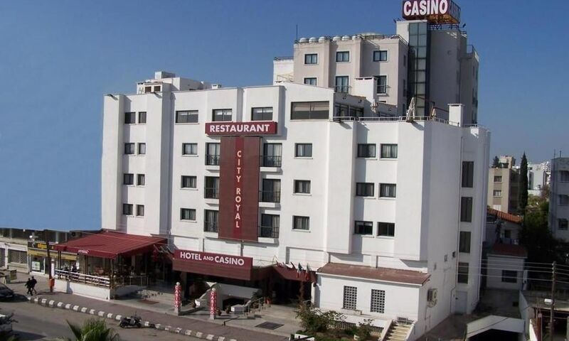 City Royal Hotel 