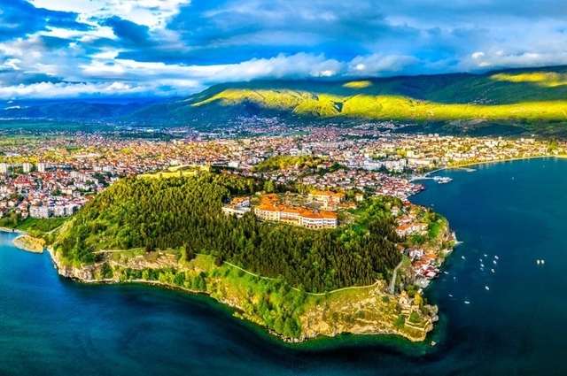 Uçaklı Balkan Turu ( Sun Express Havayolları ile )