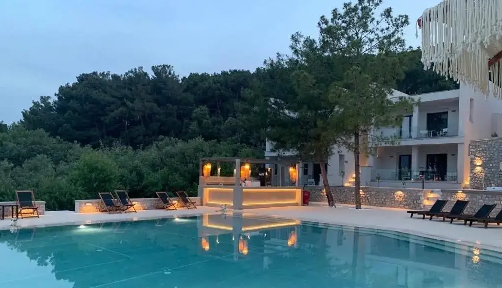 Midilli Adası Turu ( 1 Gece 2 Gün )