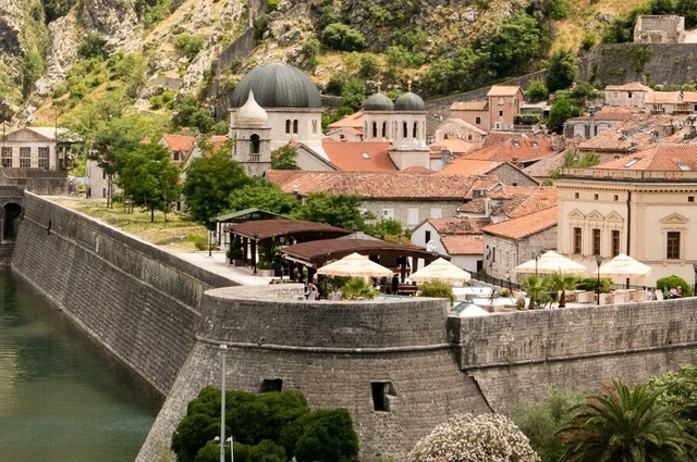 Otobüslü Büyük Balkan Turu Kosovalı (8 Gece 9 Gün)