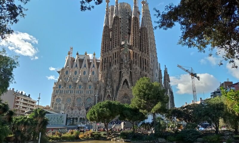 İZMİR'DEN İSPANYA İKONLARI TURU Pegasus Havayolları ile 5 gece