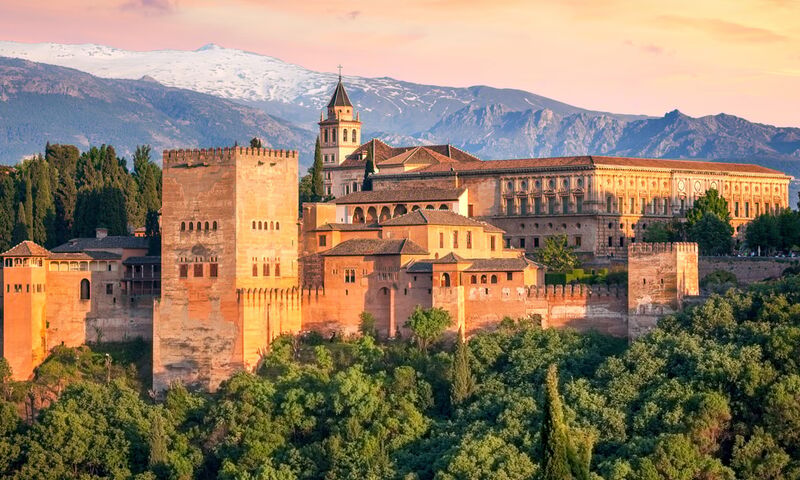 İZMİR 'DEN MEGA PORTEKİZ & ENDULUS & ISPANYA TURU SunExpress Havayolları ile 9 gece