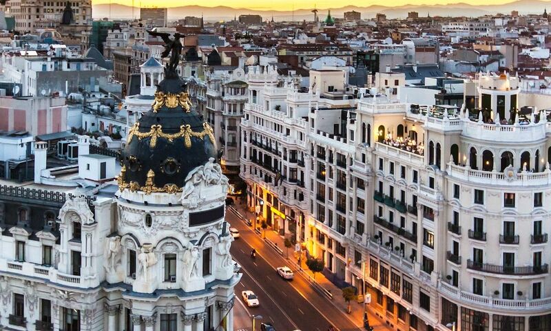 İZMİR'DEN İSPANYA VE ENDÜLÜS İKONLARI Pegasus Havayolları ile 5 gece