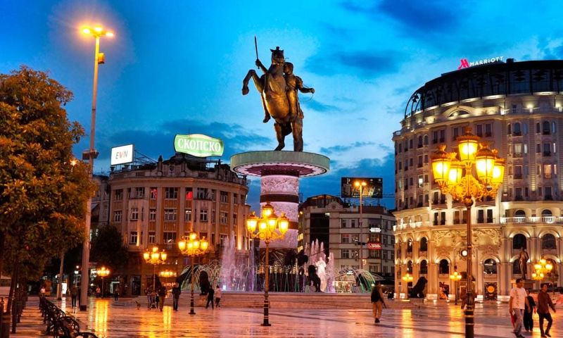 İzmir Çıkışlı Kosovalı Baştanbaşa Balkanlar Ajet ile Çevre Gezileri, Extra Turlar ve Akşam Yemekleri Dahil