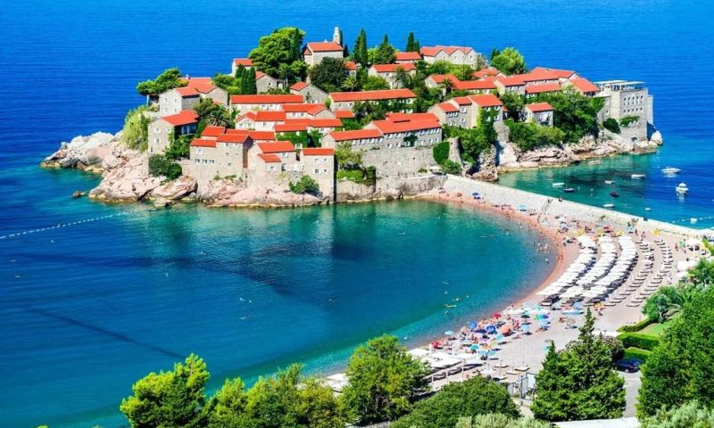 İzmir Çıkışlı Kosovalı Baştanbaşa Balkanlar Ajet ile Çevre Gezileri, Extra Turlar ve Akşam Yemekleri Dahil