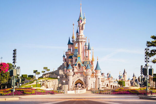 PARİS & DISNEYLAND TURU Pegasus Havayolları ile 4 gece